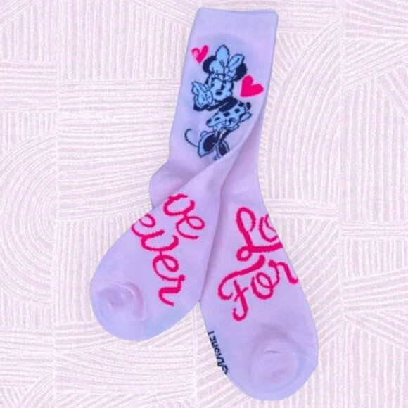 Disney NWOT Minnie Mouse Girl's Socks Love Forever Pink - Picture 4 of 5